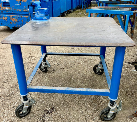 Table Fab With Wheels